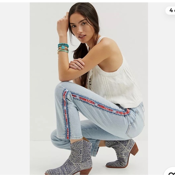 Anthropologie Pilcro The Vintage Straight Jeans Boho Embroidered - Picture 12 of 13